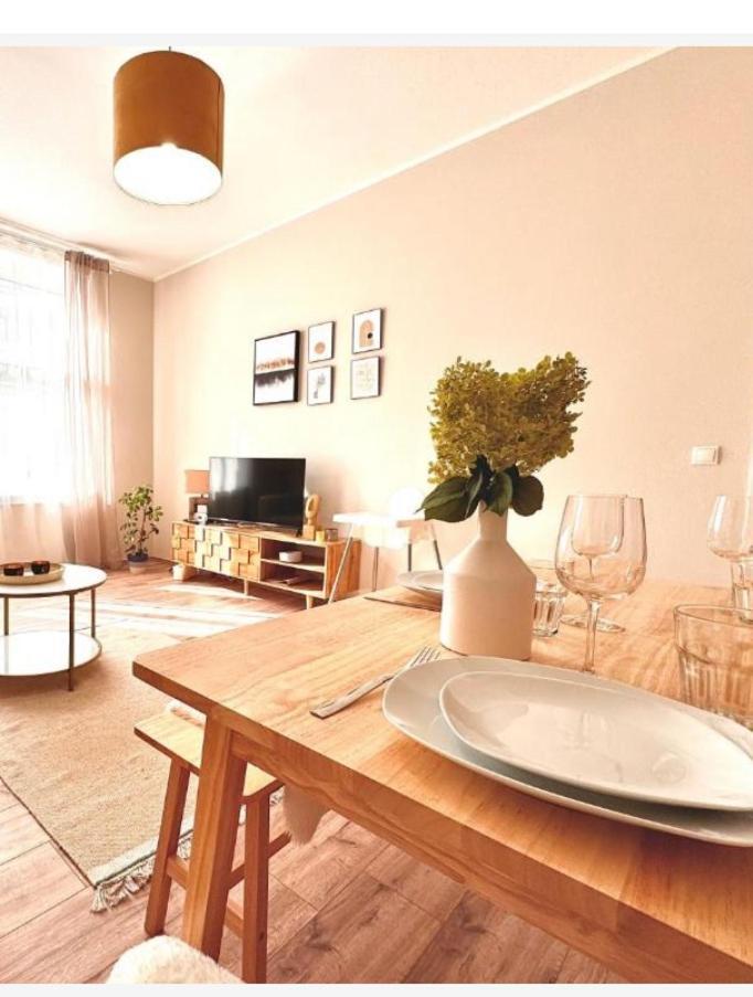 Bautzen Living Appartement - Zentrumslage Parkplatz Babybett Exterior foto